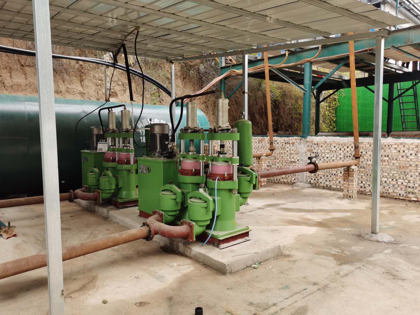 銅川洗沙污水處理-進料泵.jpg